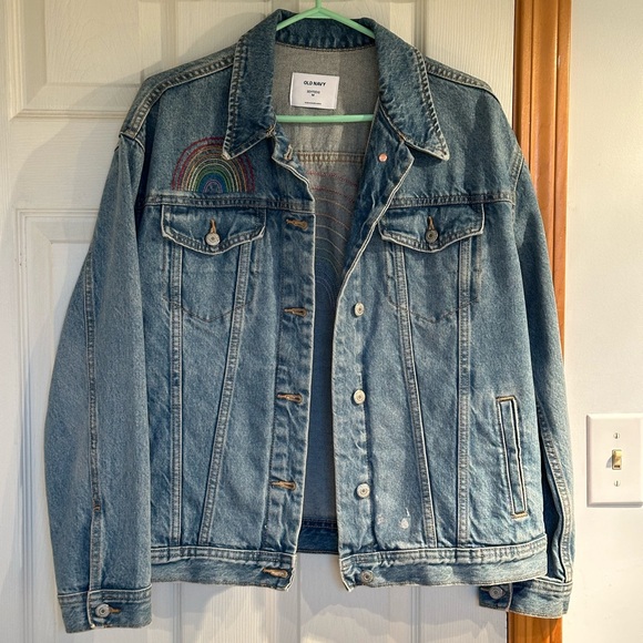 🏳️🌈 Wear your rainbows with pride, on both the back and the front! ♥️🧡💛💚💙💜🏳️🌈 - Picture 3 of 9